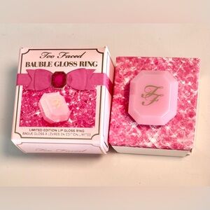 Too Faced Limited Edition Bauble Gloss Ring